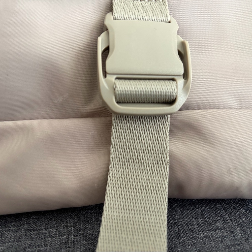 CalPak Fit Hanging Dopp Kit in Greige - Picture 3 of 10